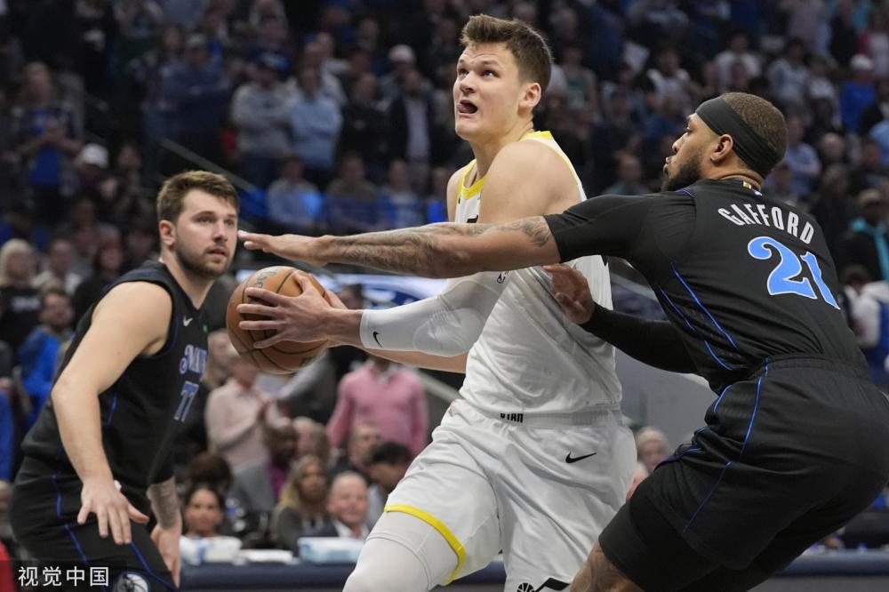 也再次暴露 也再次暴露