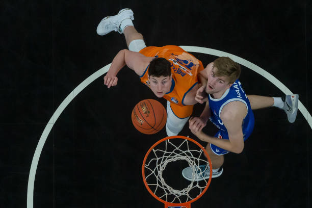 更展现出了 更展现出了